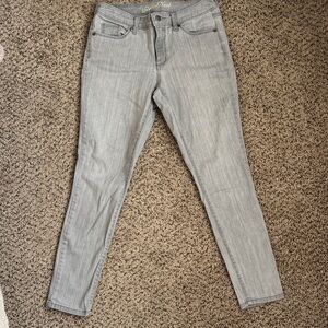 Universal Thread Light Gray Skinny Jeans